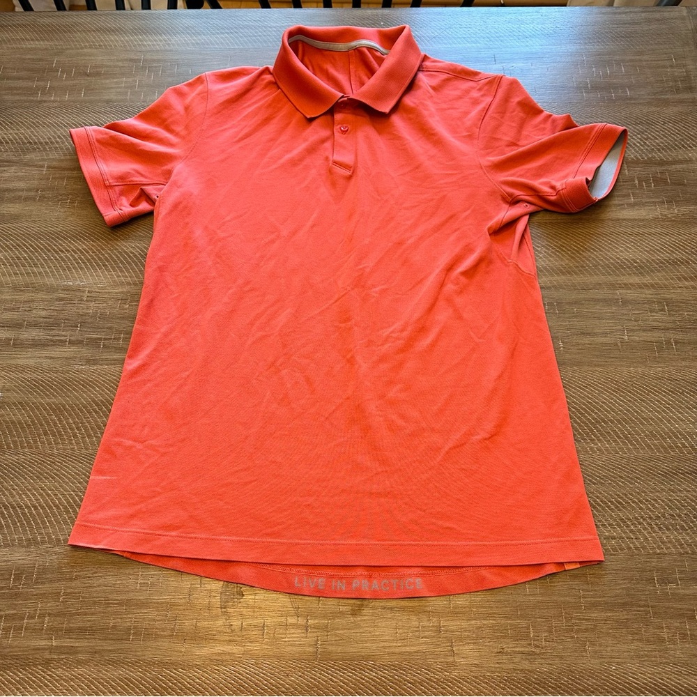 Lululemon Coral Lightweight Breathable Polo Shirt "Live in Practice" Mens L